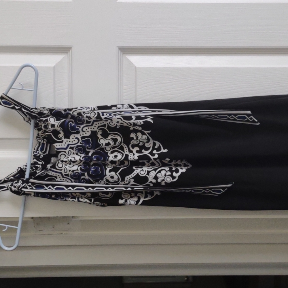 Black shirt  White House Black Market Medium size